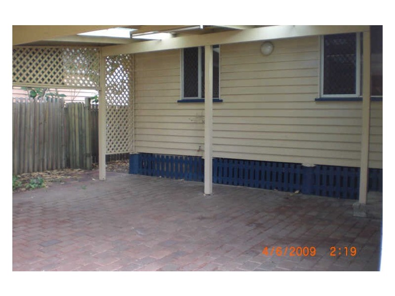 10 Shine Street, One Mile QLD 4305
