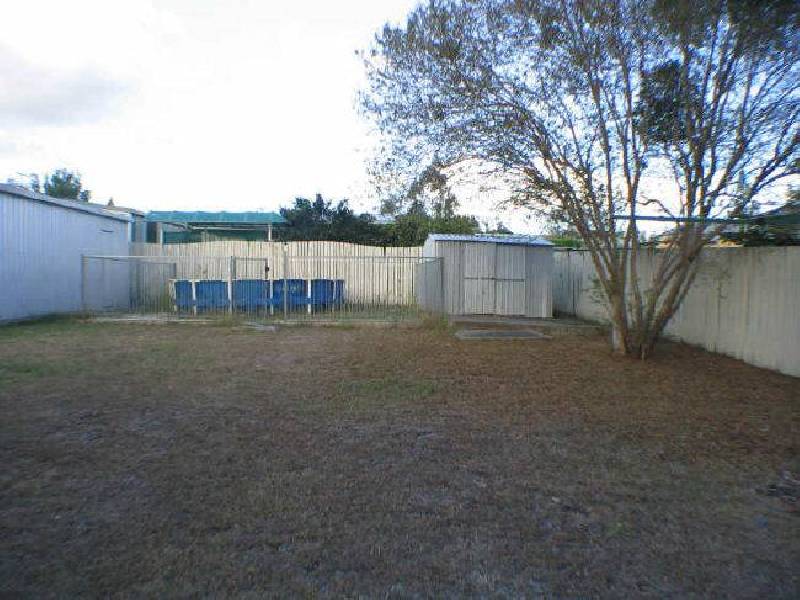 1 Orchard Street, Eastern Heights QLD 4305