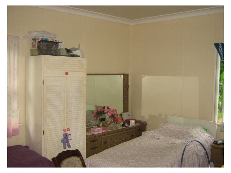 7 Samford Road, Leichhardt QLD 4305