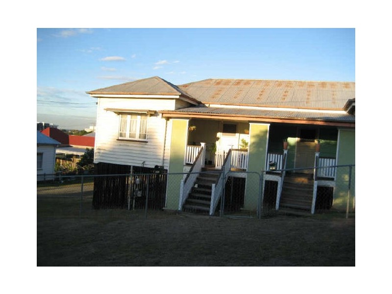 1/20 Ellenborough Street, Ipswich QLD 4305