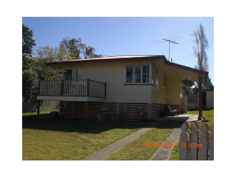 19 Coverack Street, Leichhardt QLD 4305