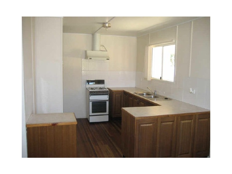 19 Coverack Street, Leichhardt QLD 4305