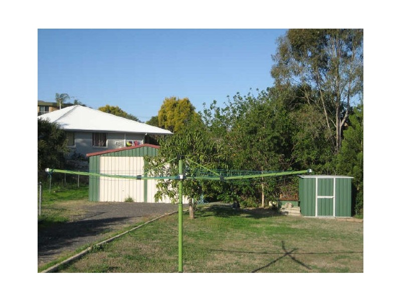 5 McDougal Close, Silkstone QLD 4304