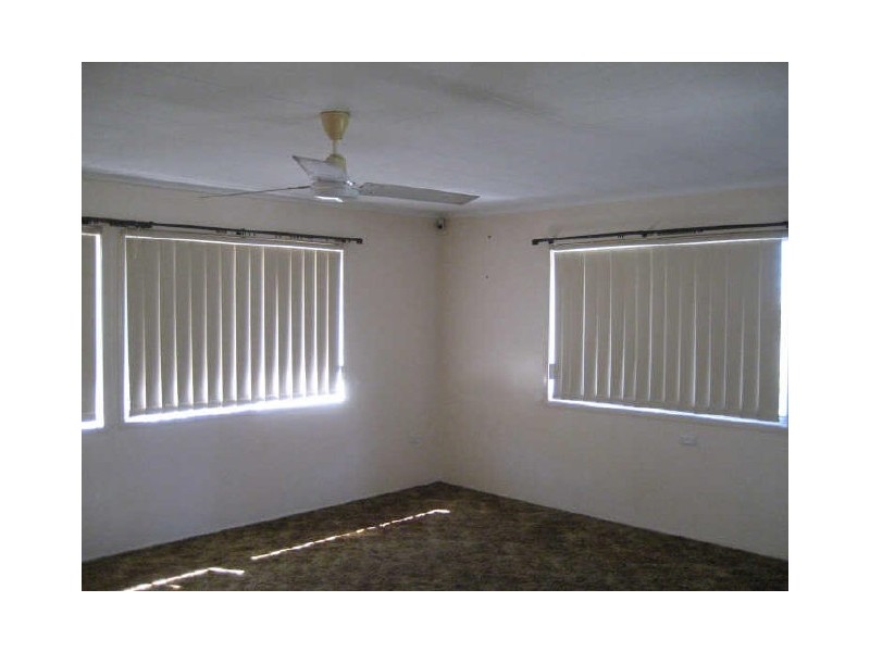 5 Saunders Street, Flinders View QLD 4305