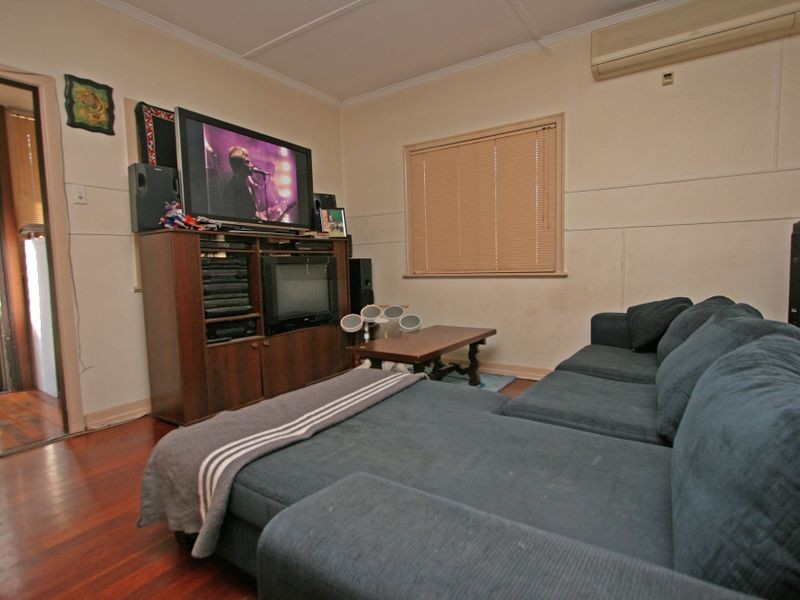 22 Cribb Street, Sadliers Crossing QLD 4305