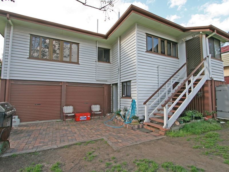 22 Cribb Street, Sadliers Crossing QLD 4305