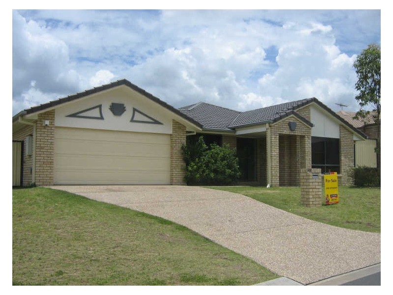 4 Ivanhoe Place, Brassall QLD 4305