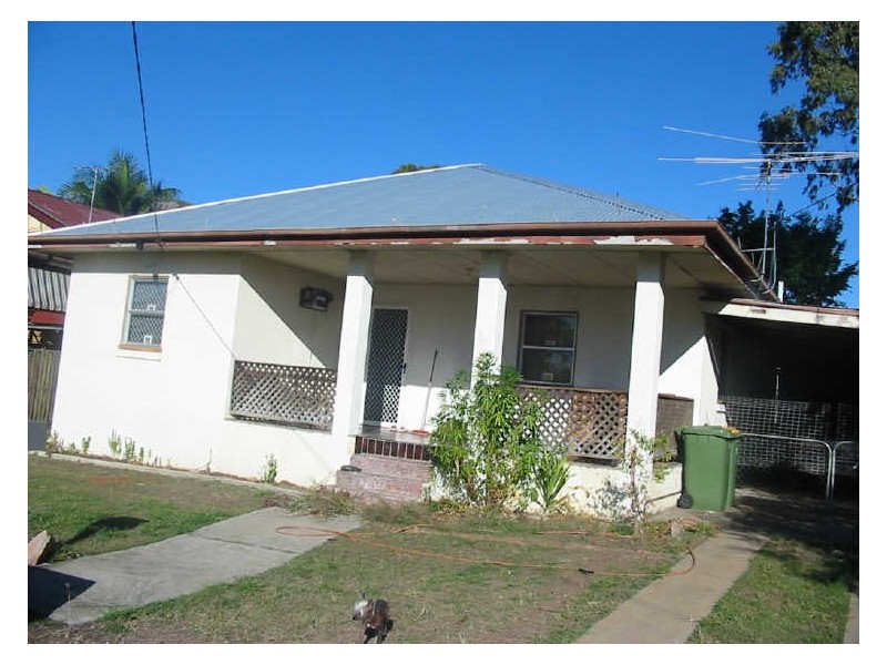 14 Phillip Street, One Mile QLD 4305