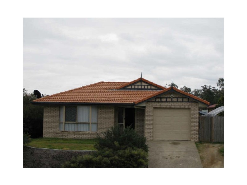 2 Falcon Court, Flinders View QLD 4305
