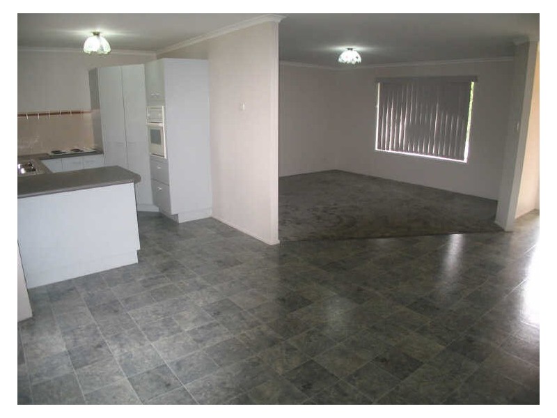 25 Bangalow Crescent, Raceview QLD 4305