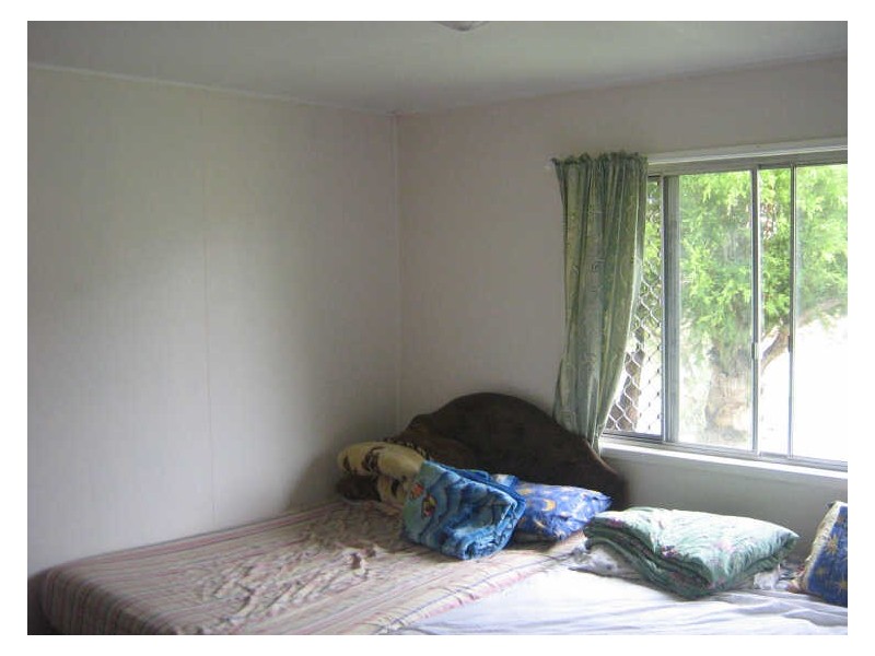 18 Trudy Street, Raceview QLD 4305