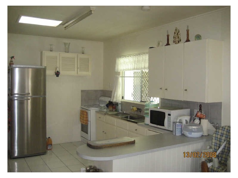 24 Cross Street, Raceview QLD 4305