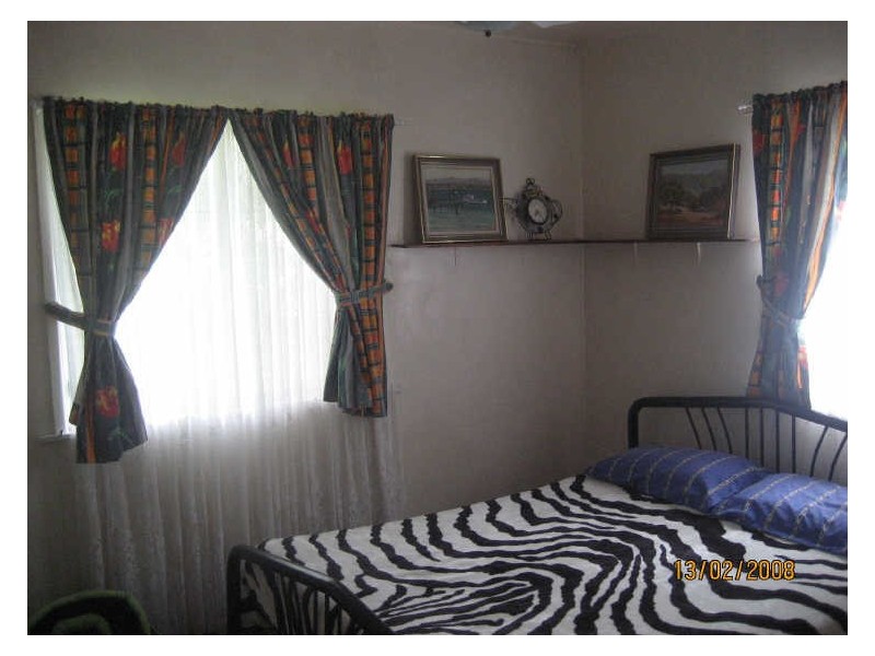 24 Cross Street, Raceview QLD 4305
