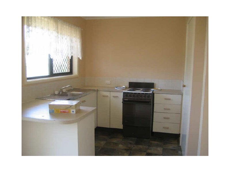 18 Fraser Street, Leichhardt QLD 4305