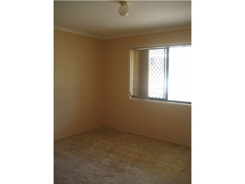 18 Fraser Street, Leichhardt QLD 4305
