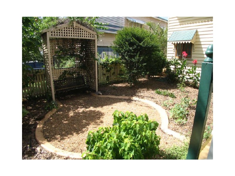 11a Tongue Street, East Ipswich QLD 4305