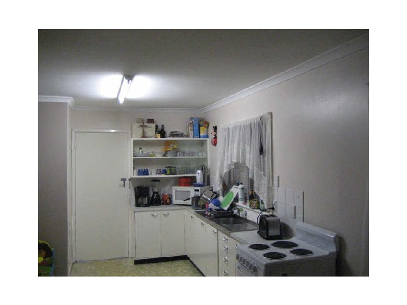 39 Cole Street, Silkstone QLD 4304