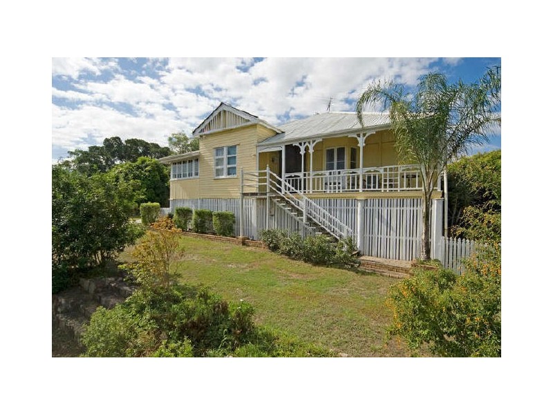1 Blackall Street, East Ipswich QLD 4305