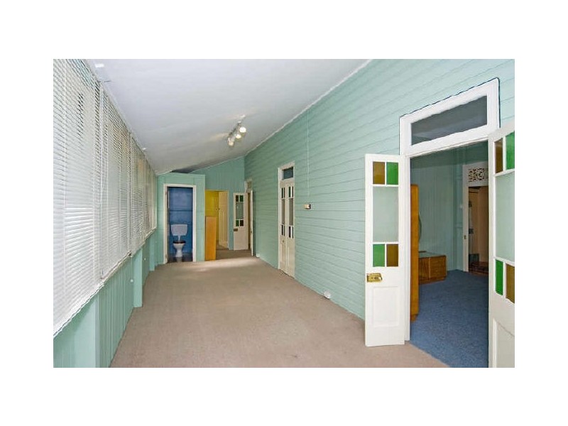 1 Blackall Street, East Ipswich QLD 4305