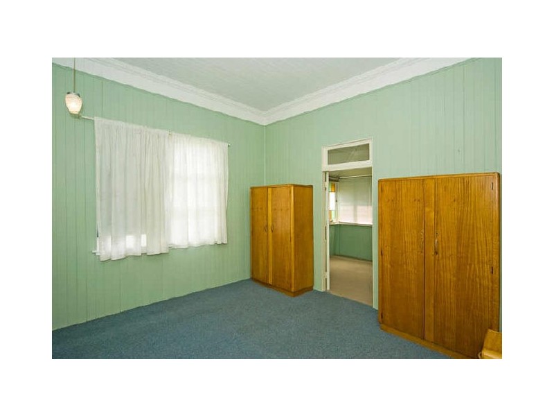 1 Blackall Street, East Ipswich QLD 4305