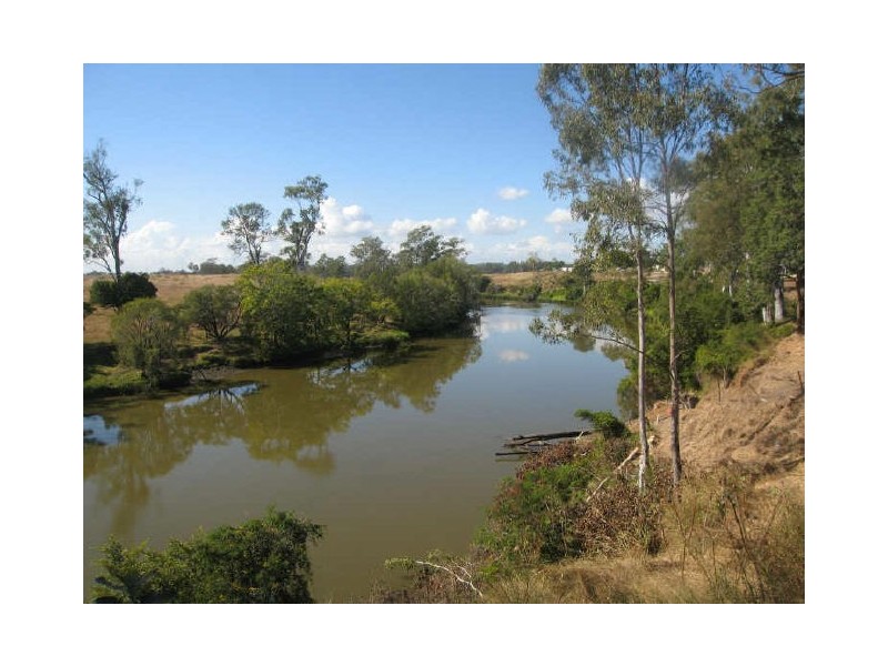 15 Laurel Court, Moores Pocket QLD 4305