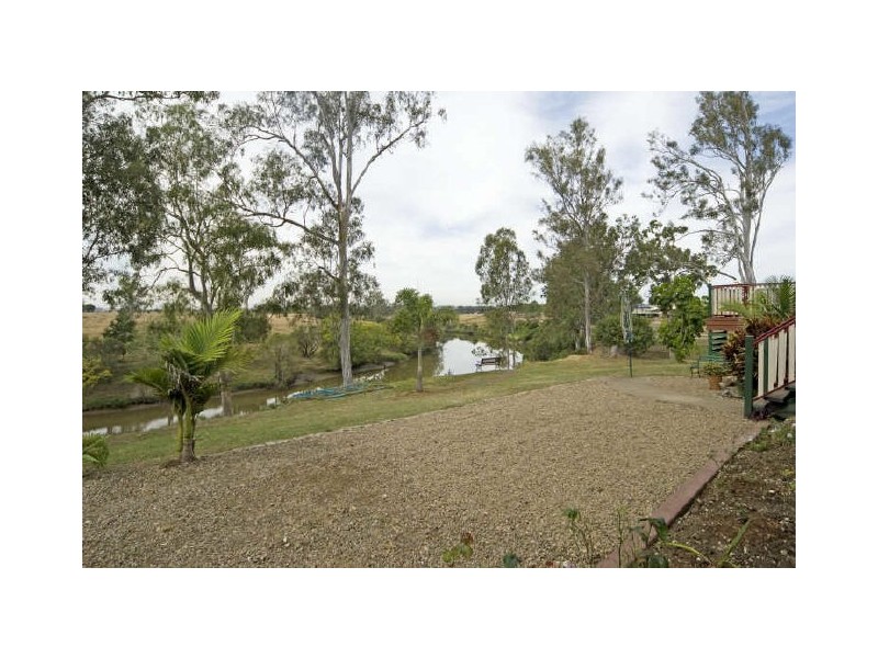 15 Laurel Court, Moores Pocket QLD 4305
