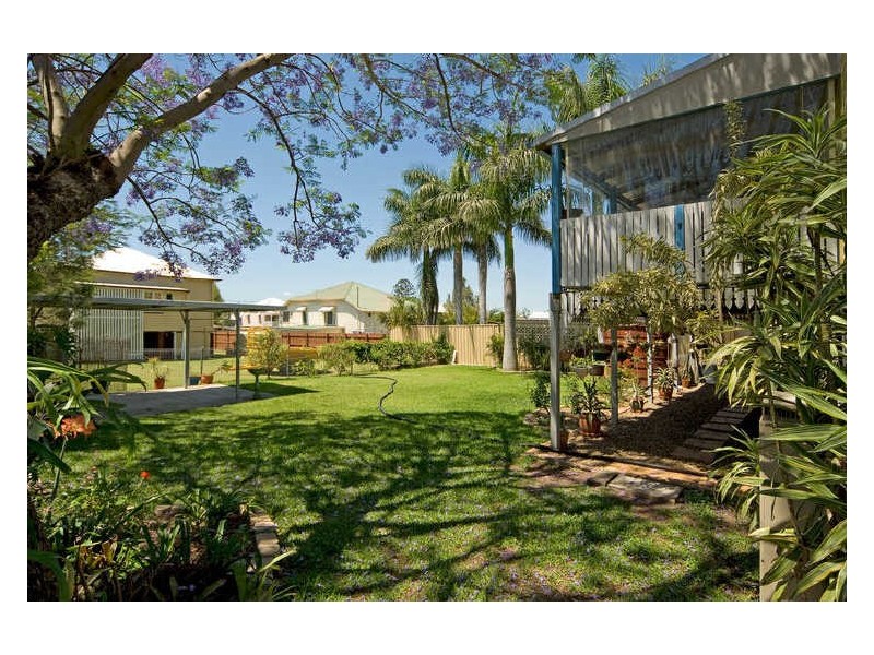 80 Glebe Road, Newtown QLD 4305