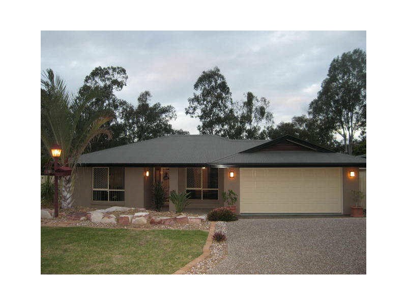 96 Jacana Crescent, Flinders View QLD 4305