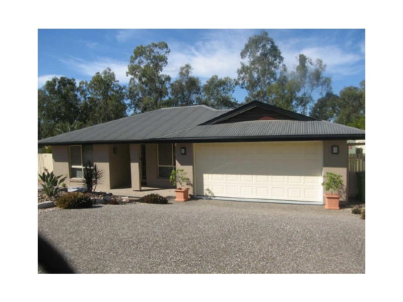 96 Jacana Crescent, Flinders View QLD 4305