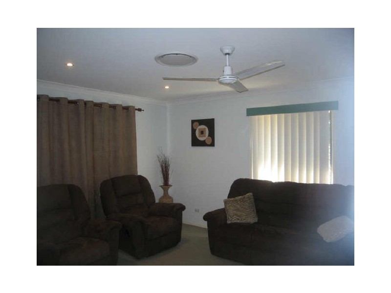 96 Jacana Crescent, Flinders View QLD 4305