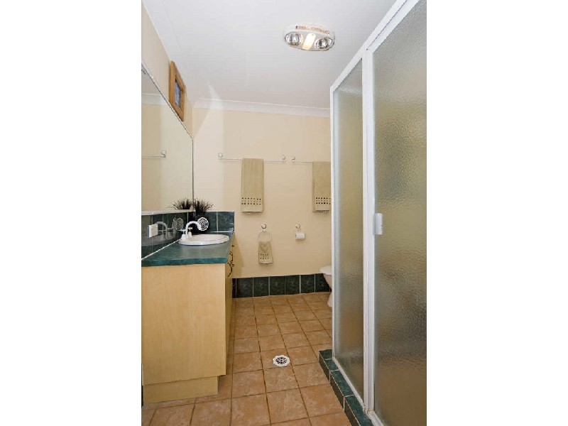 96 Jacana Crescent, Flinders View QLD 4305