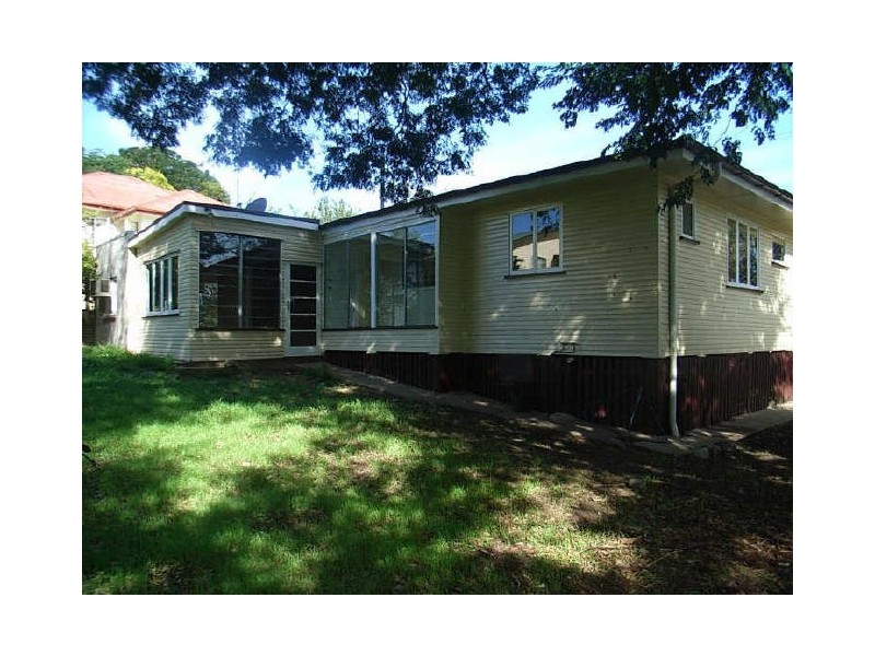 48 Tiger Street, West Ipswich QLD 4305