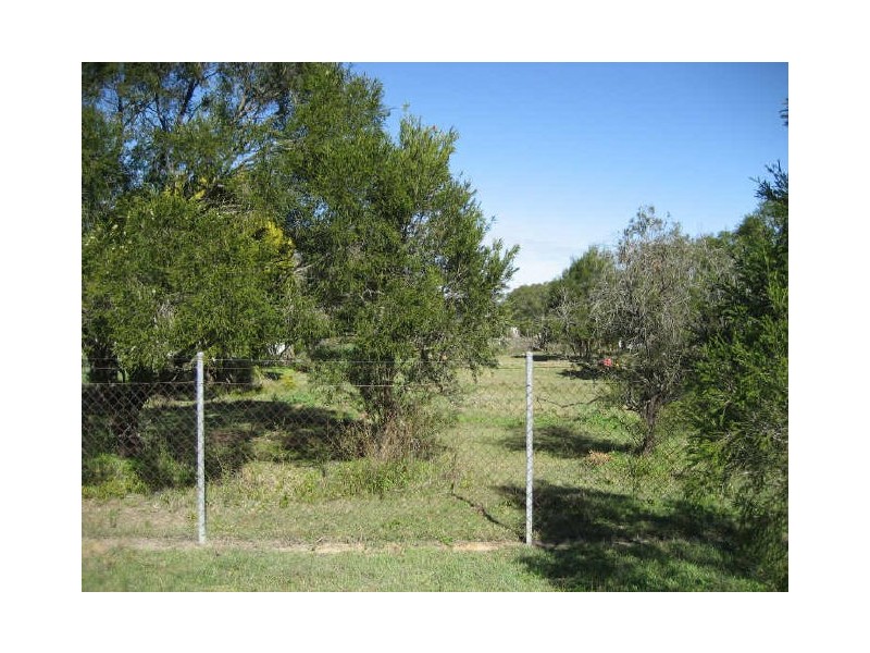 22 Queen Street, Walloon QLD 4306
