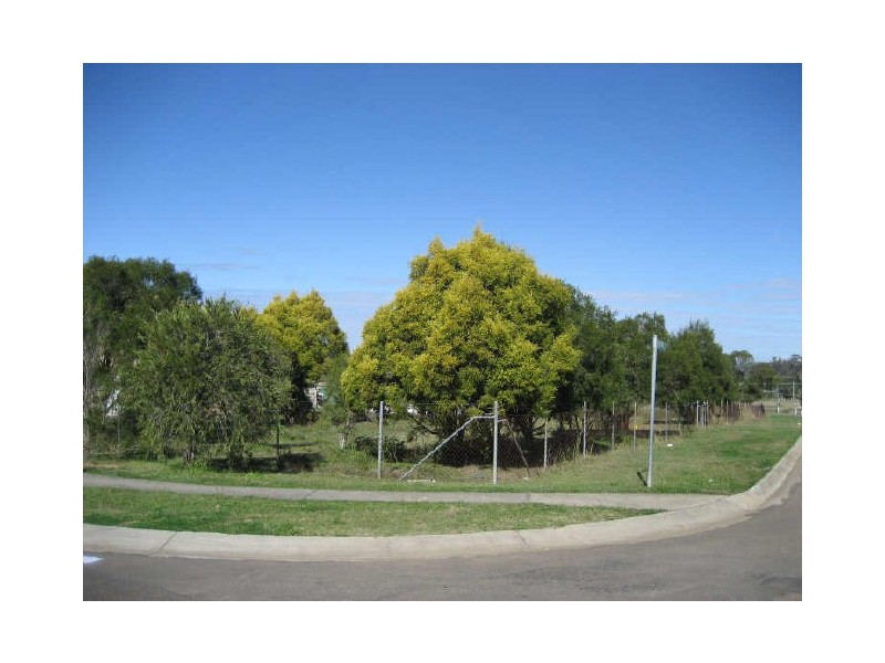 22 Queen Street, Walloon QLD 4306