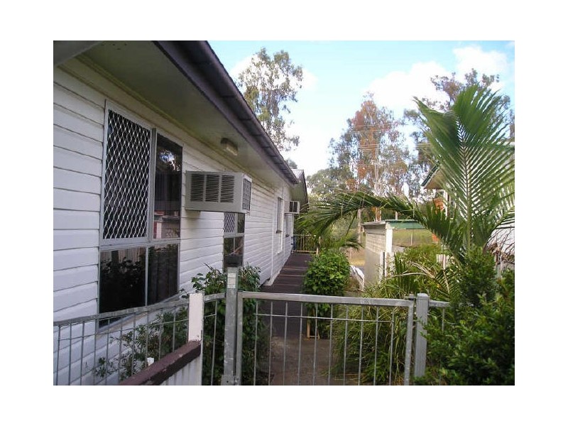 66 Samford Road, Leichhardt QLD 4305
