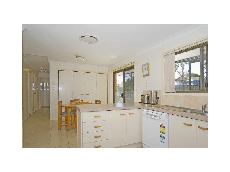 14 Sirocco Street, Jamboree Heights QLD 4074