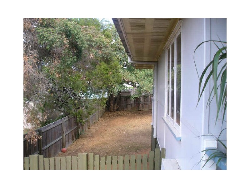 56 Flinders Drive, Leichhardt QLD 4305