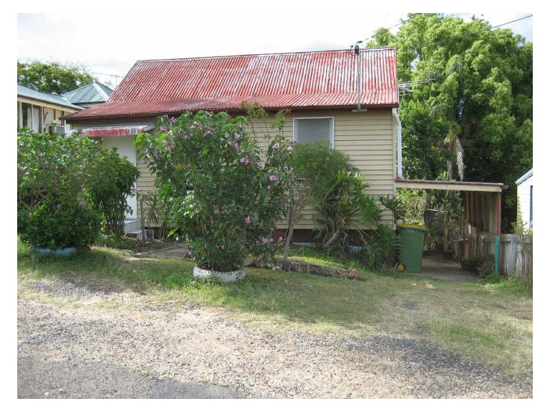 4 Eastwood Street, North Ipswich QLD 4305