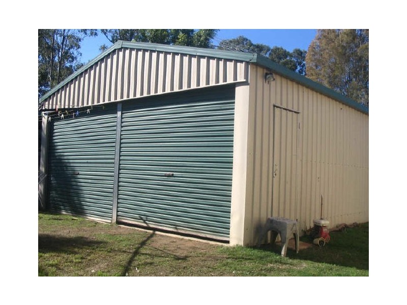 19 Parker Lane, North Ipswich QLD 4305