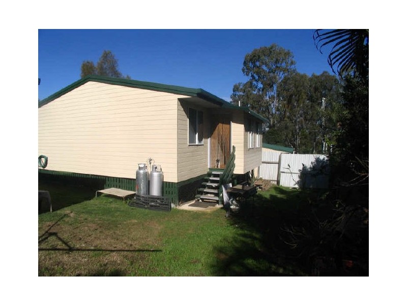 19 Parker Lane, North Ipswich QLD 4305