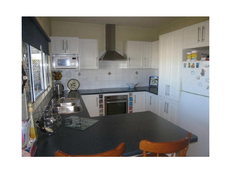 86 Aspinall Street, Leichhardt QLD 4305