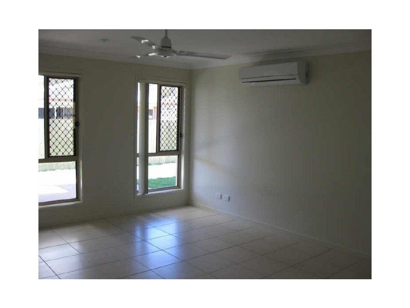 10 Hazelwood Court, Flinders View QLD 4305