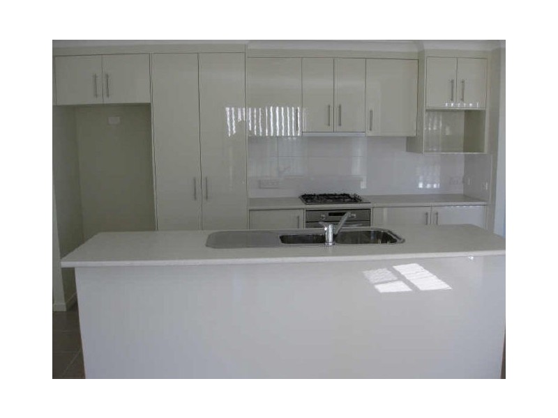 12 Hazelwood Court, Flinders View QLD 4305