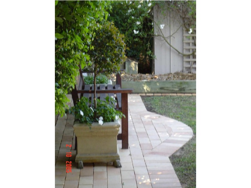 16 Chaille Crt, Brassall QLD 4305