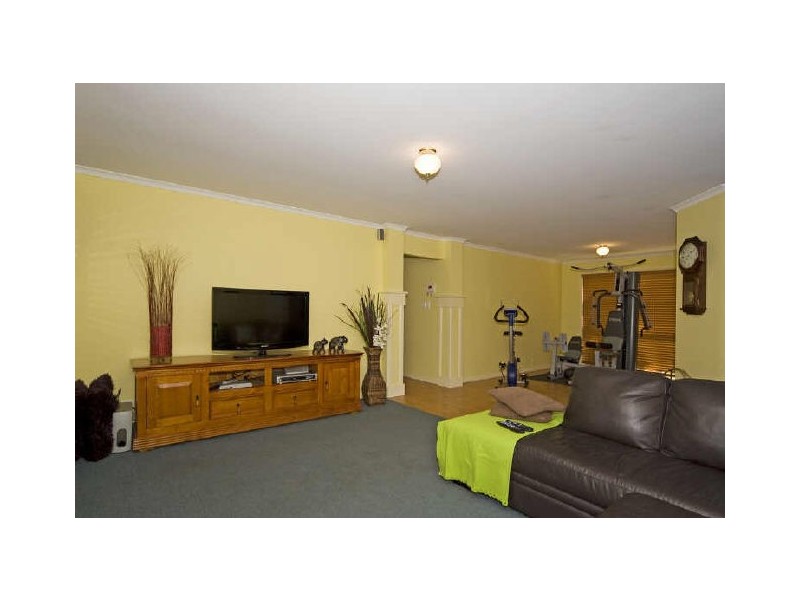 16 Kerners Road, Yamanto QLD 4305