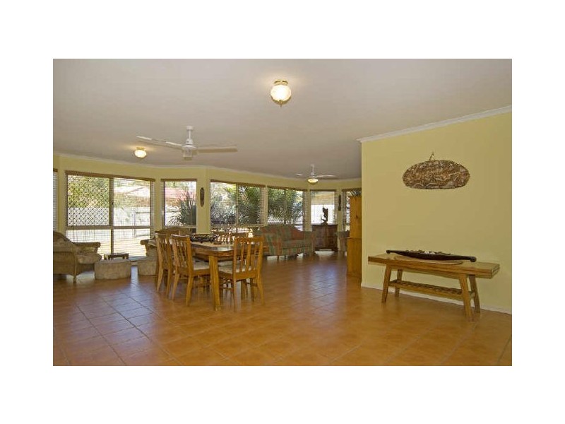 16 Kerners Road, Yamanto QLD 4305