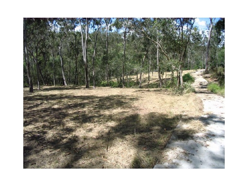 38 Kindra Avenue, Karana Downs QLD 4306