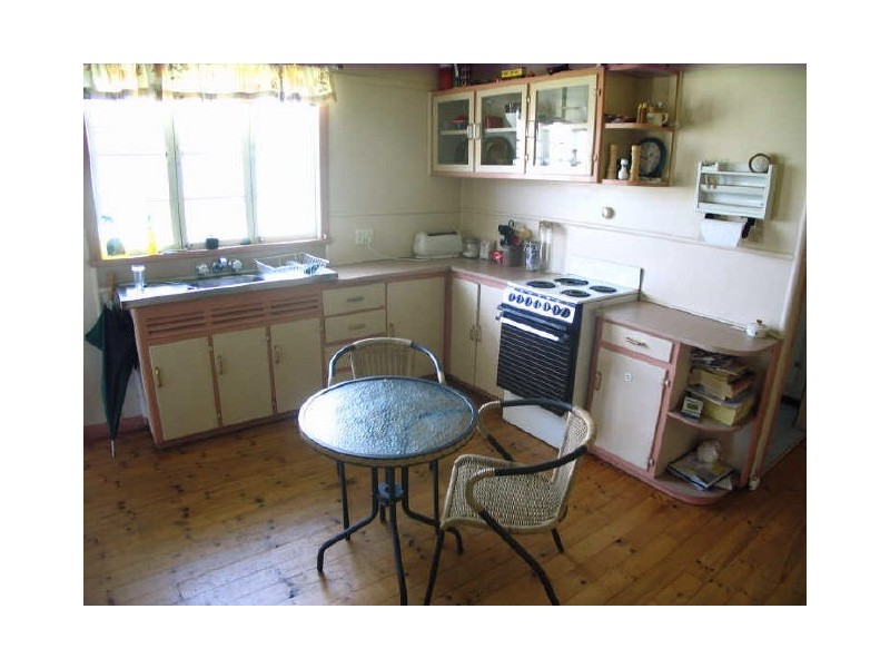 77 Stafford Street, Booval QLD 4304