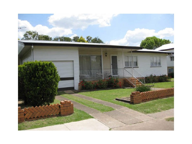 11 Hunter Street, Brassall QLD 4305
