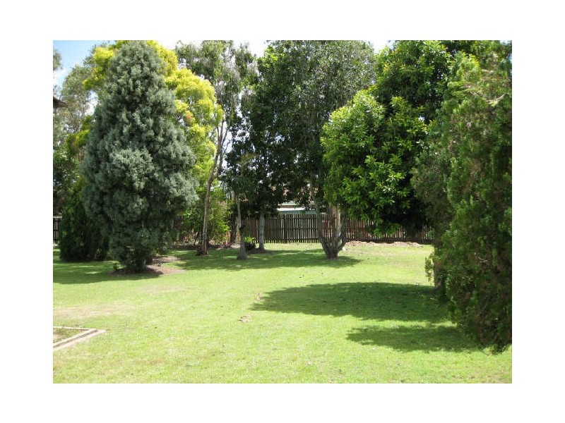 11 Hunter Street, Brassall QLD 4305
